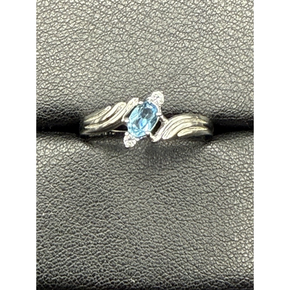 EUC Sterling Silver Blue Topaz Ring Size 11 925 J19